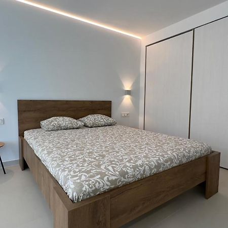 2Bedroom Beach Front Unit Wave Collection Fuengirola Kültér fotó